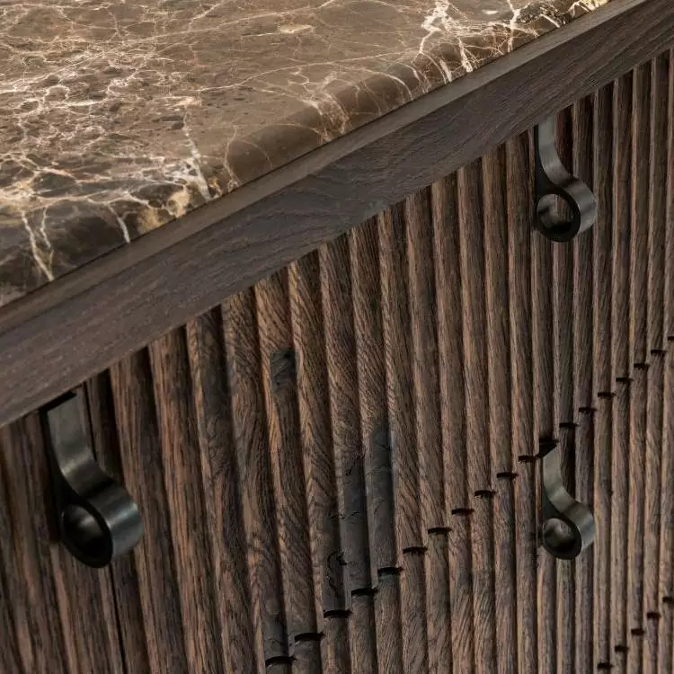 sideboard no 22 mit spezialgriffen detailansicht